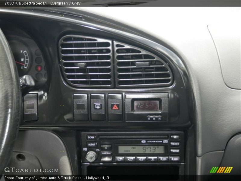 Evergreen / Grey 2003 Kia Spectra Sedan