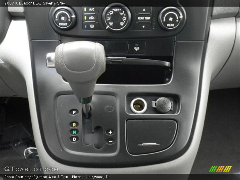 Silver / Gray 2007 Kia Sedona LX