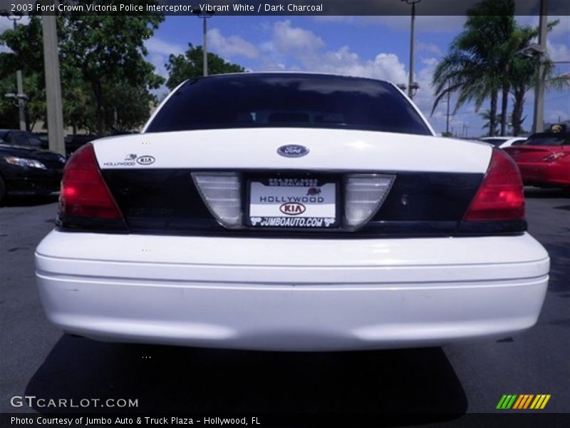 Vibrant White / Dark Charcoal 2003 Ford Crown Victoria Police Interceptor