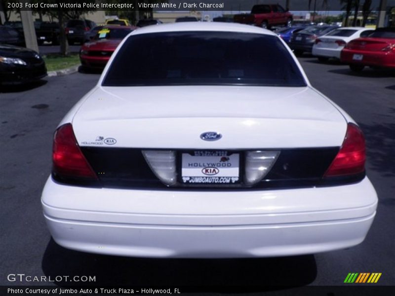 Vibrant White / Dark Charcoal 2003 Ford Crown Victoria Police Interceptor