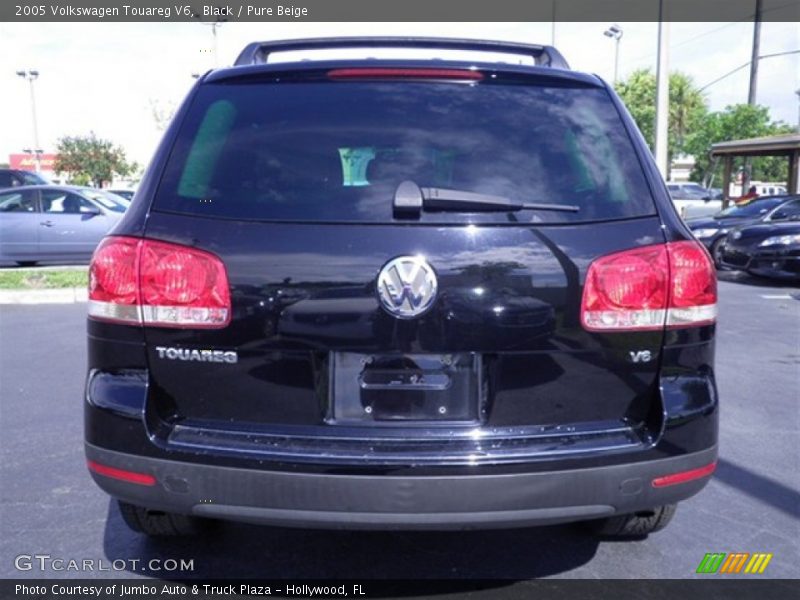 Black / Pure Beige 2005 Volkswagen Touareg V6