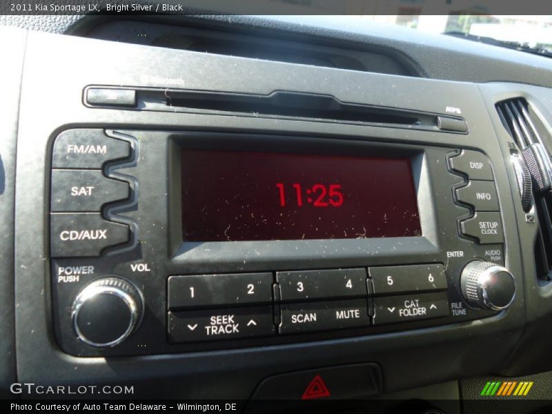Bright Silver / Black 2011 Kia Sportage LX