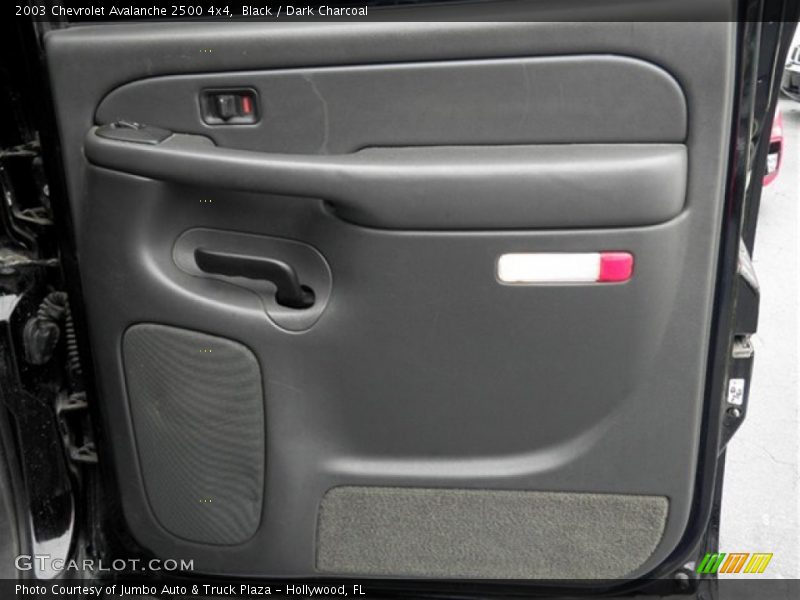 Black / Dark Charcoal 2003 Chevrolet Avalanche 2500 4x4