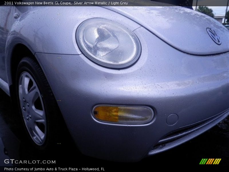 Silver Arrow Metallic / Light Grey 2001 Volkswagen New Beetle GL Coupe