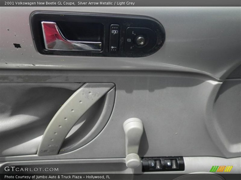 Silver Arrow Metallic / Light Grey 2001 Volkswagen New Beetle GL Coupe