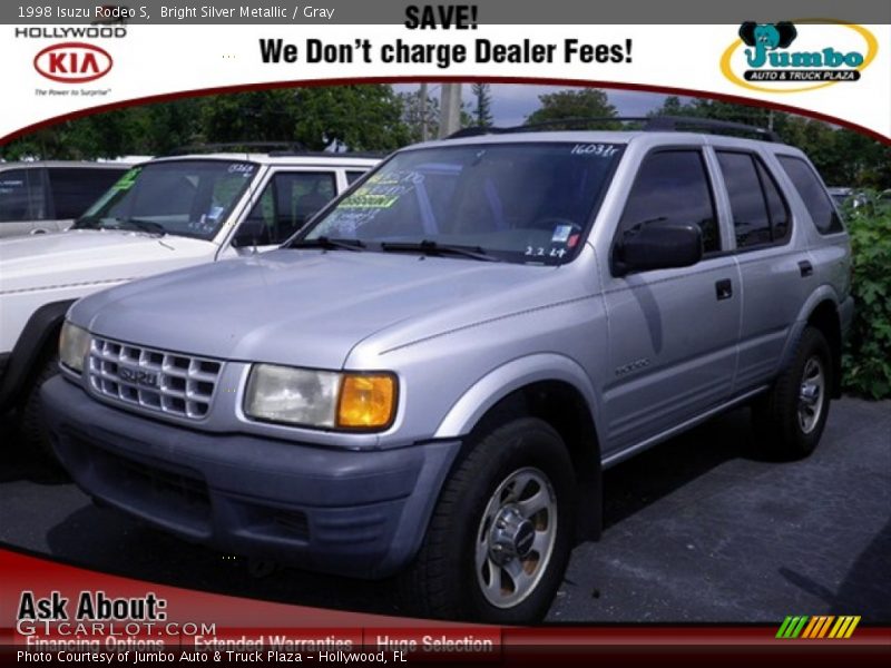 Bright Silver Metallic / Gray 1998 Isuzu Rodeo S
