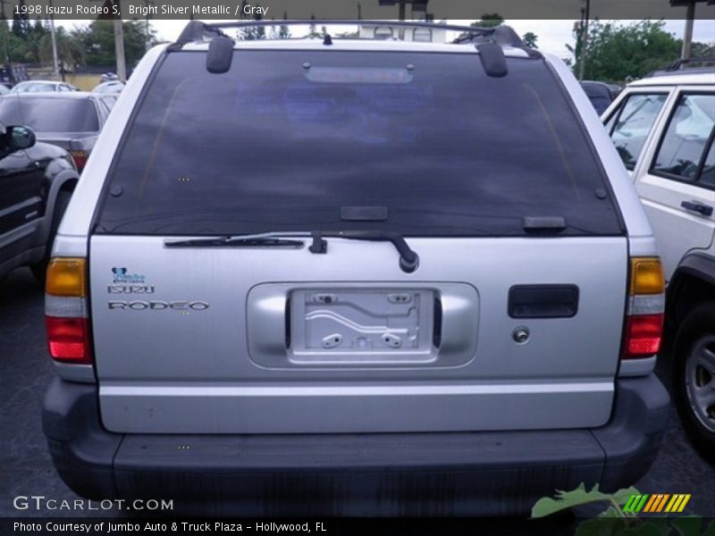 Bright Silver Metallic / Gray 1998 Isuzu Rodeo S