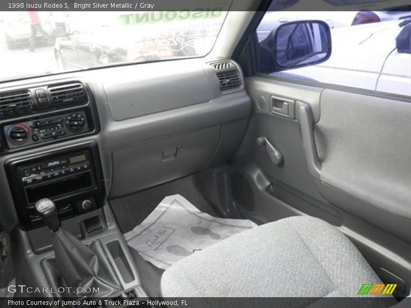 Bright Silver Metallic / Gray 1998 Isuzu Rodeo S