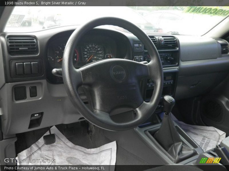 Bright Silver Metallic / Gray 1998 Isuzu Rodeo S
