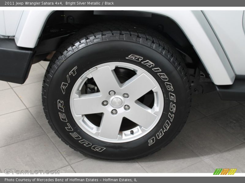 Bright Silver Metallic / Black 2011 Jeep Wrangler Sahara 4x4