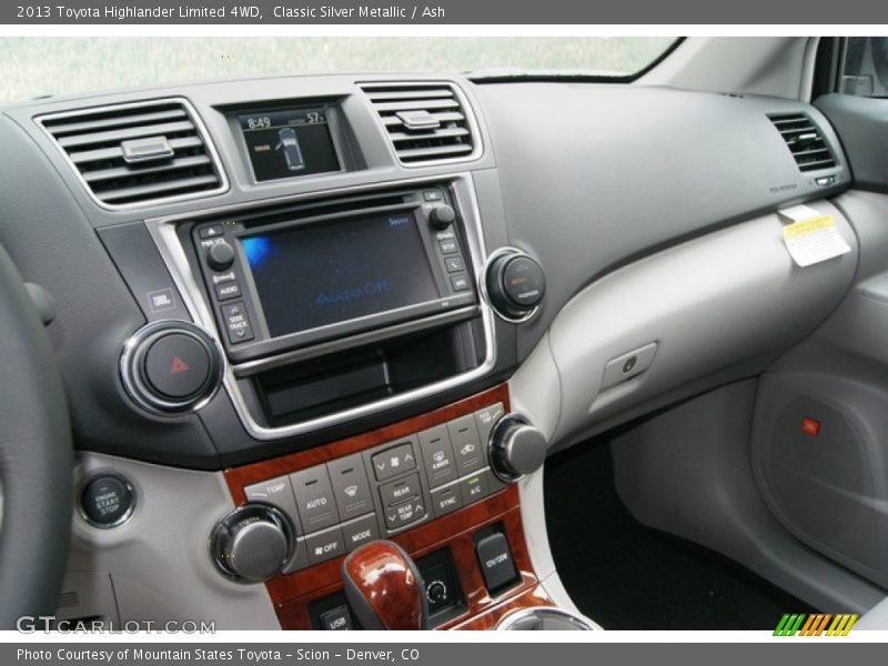 Classic Silver Metallic / Ash 2013 Toyota Highlander Limited 4WD