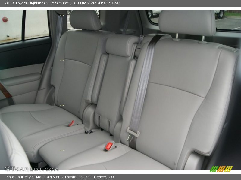 Classic Silver Metallic / Ash 2013 Toyota Highlander Limited 4WD