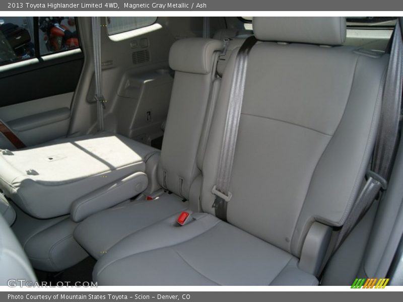 Magnetic Gray Metallic / Ash 2013 Toyota Highlander Limited 4WD