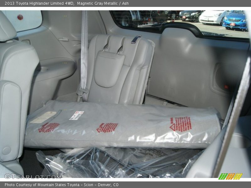 Magnetic Gray Metallic / Ash 2013 Toyota Highlander Limited 4WD