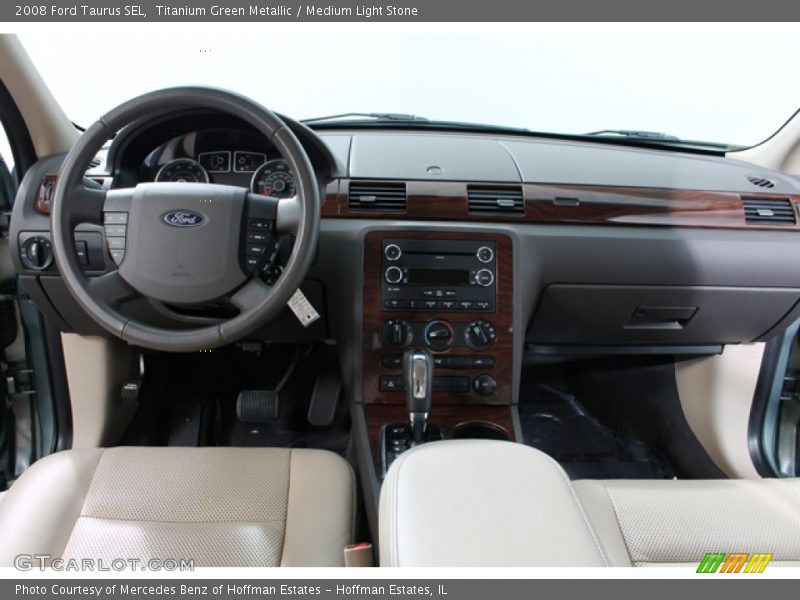 Dashboard of 2008 Taurus SEL