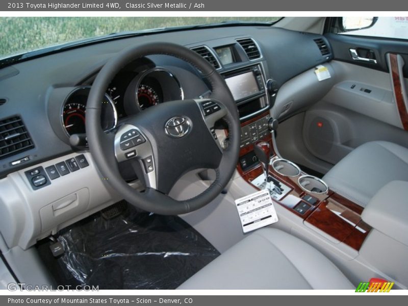 Classic Silver Metallic / Ash 2013 Toyota Highlander Limited 4WD