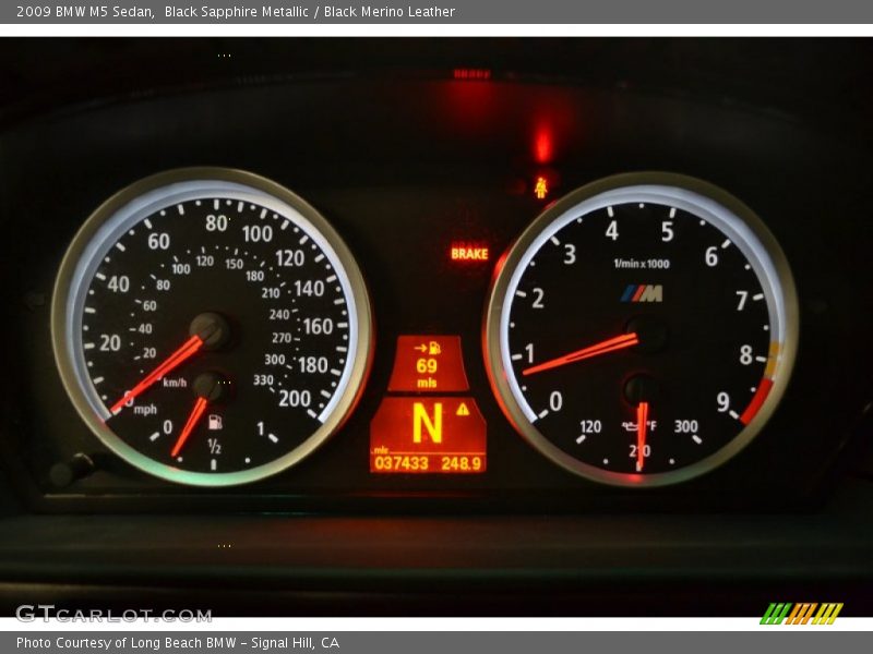  2009 M5 Sedan Sedan Gauges