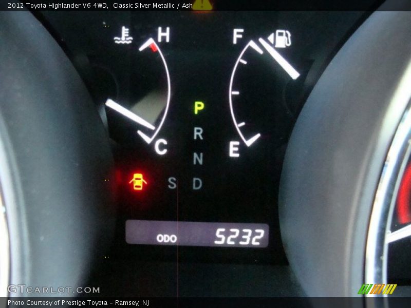 Classic Silver Metallic / Ash 2012 Toyota Highlander V6 4WD