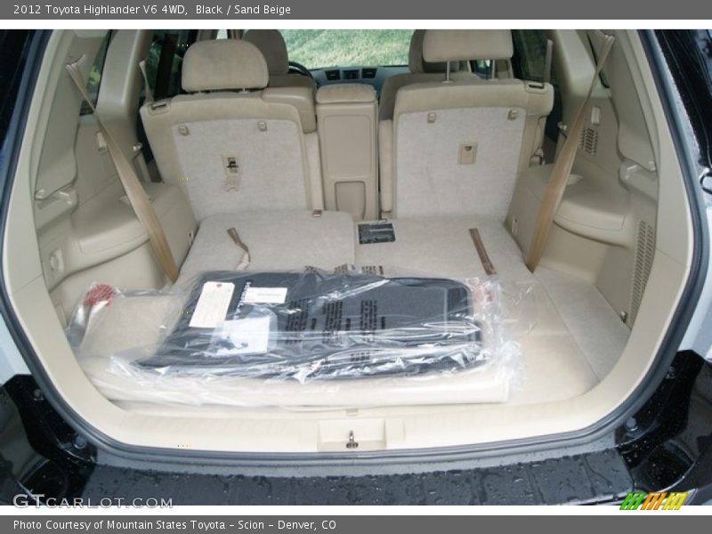 Black / Sand Beige 2012 Toyota Highlander V6 4WD