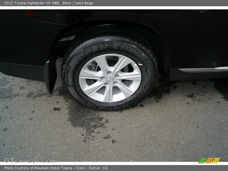 Black / Sand Beige 2012 Toyota Highlander V6 4WD