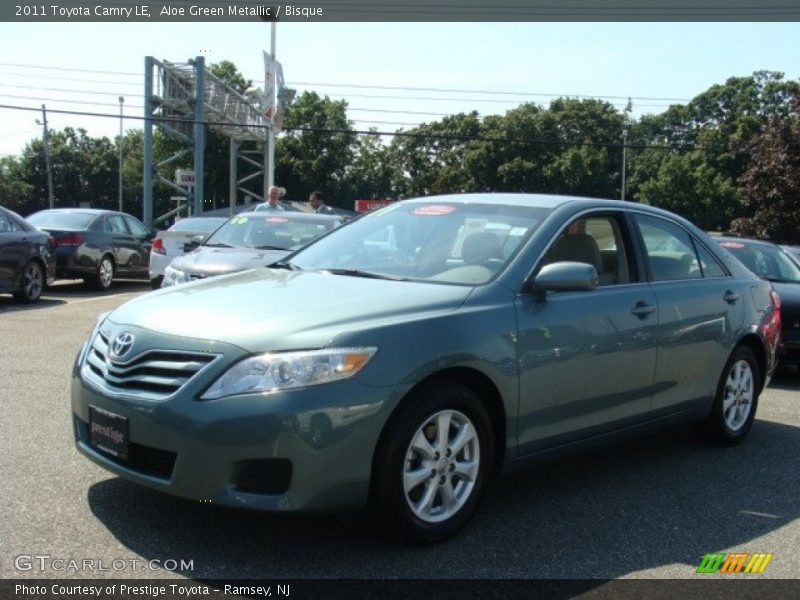 Aloe Green Metallic / Bisque 2011 Toyota Camry LE