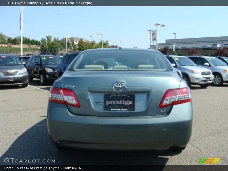 Aloe Green Metallic / Bisque 2011 Toyota Camry LE