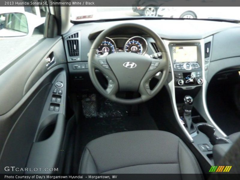 Shimmering White / Black 2013 Hyundai Sonata SE