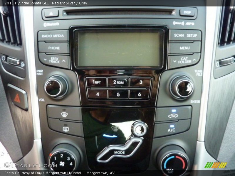 Radiant Silver / Gray 2013 Hyundai Sonata GLS