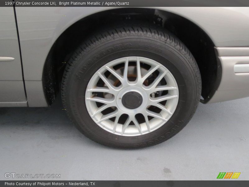 Bright Platinum Metallic / Agate/Quartz 1997 Chrysler Concorde LXi