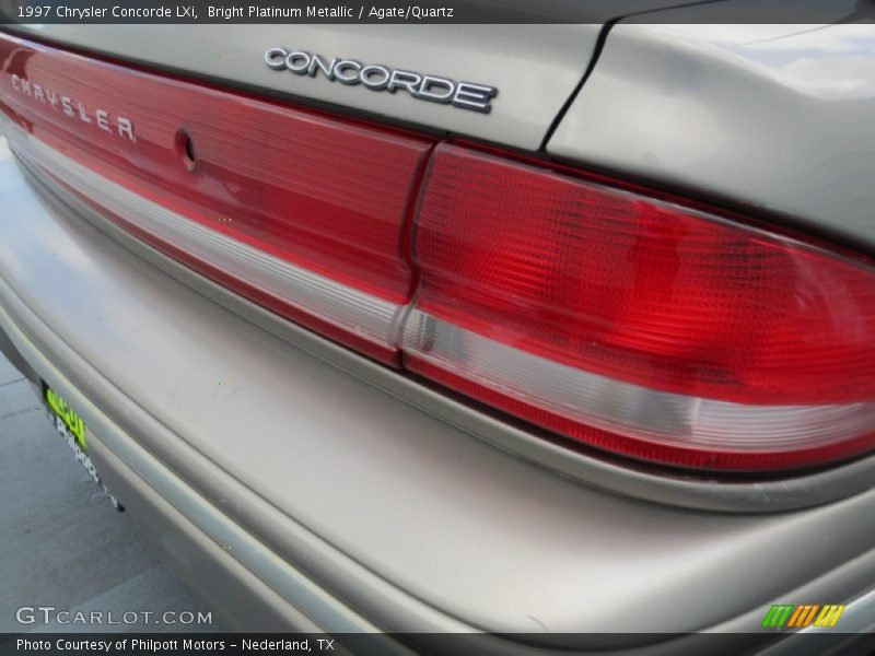 Bright Platinum Metallic / Agate/Quartz 1997 Chrysler Concorde LXi