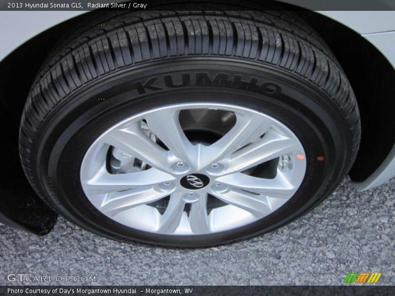 Radiant Silver / Gray 2013 Hyundai Sonata GLS