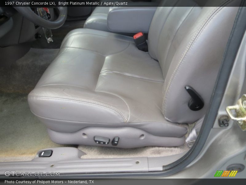 Bright Platinum Metallic / Agate/Quartz 1997 Chrysler Concorde LXi