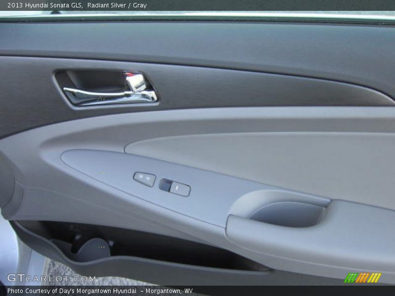 Radiant Silver / Gray 2013 Hyundai Sonata GLS