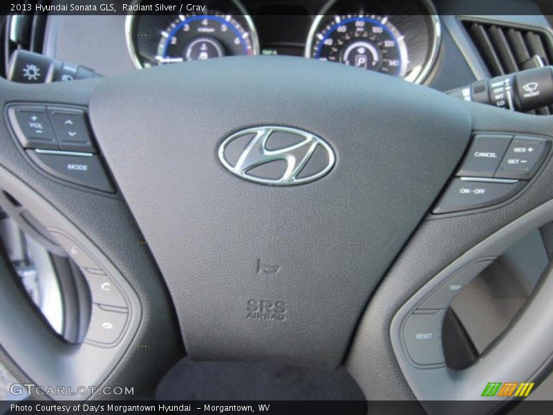 Radiant Silver / Gray 2013 Hyundai Sonata GLS