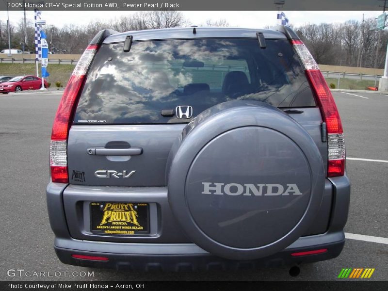 Pewter Pearl / Black 2005 Honda CR-V Special Edition 4WD