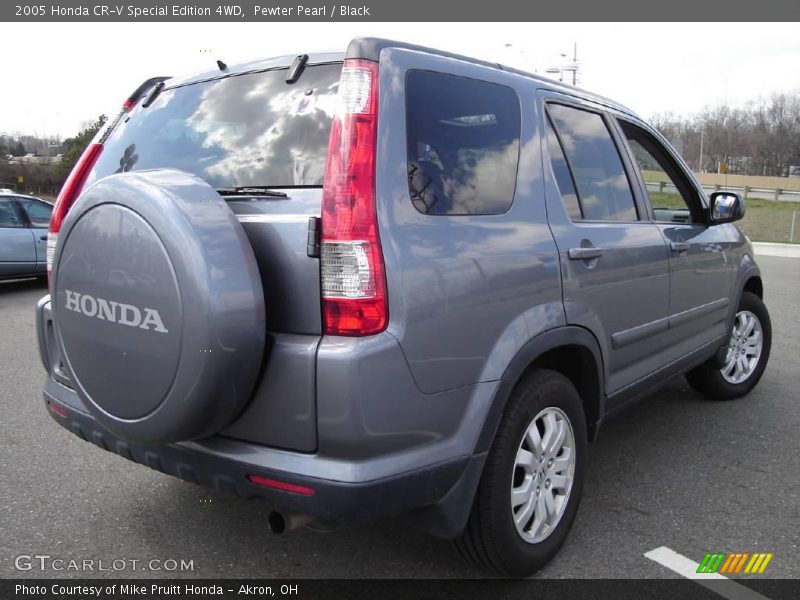 Pewter Pearl / Black 2005 Honda CR-V Special Edition 4WD