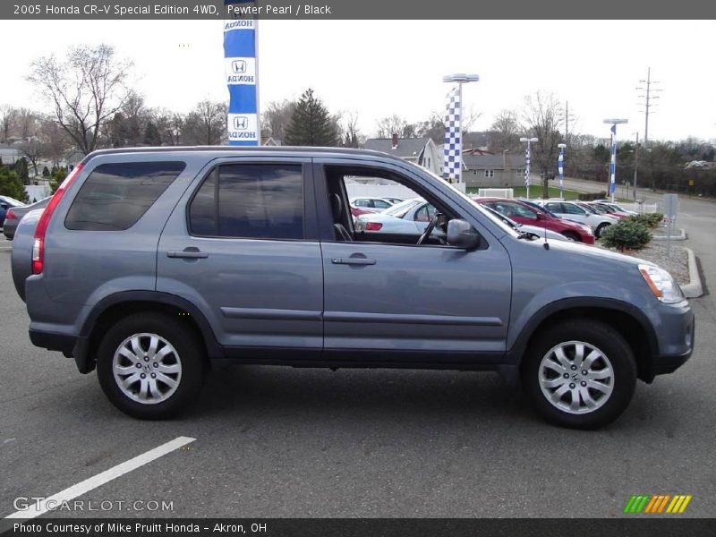 Pewter Pearl / Black 2005 Honda CR-V Special Edition 4WD