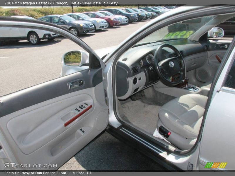 Reflex Silver Metallic / Grey 2004 Volkswagen Passat GLX Wagon