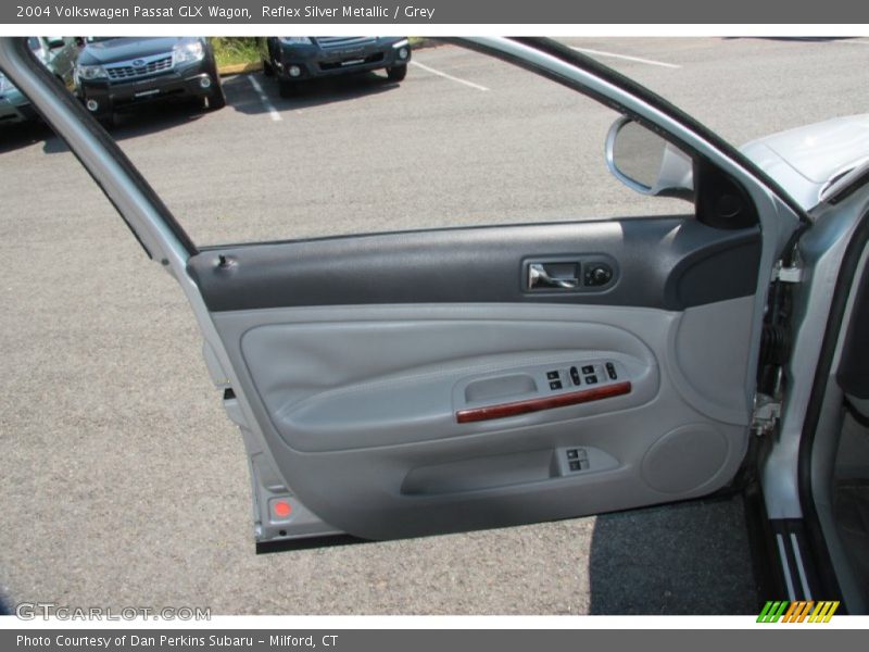 Reflex Silver Metallic / Grey 2004 Volkswagen Passat GLX Wagon