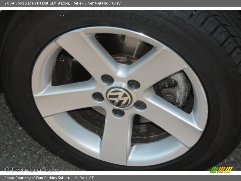 Reflex Silver Metallic / Grey 2004 Volkswagen Passat GLX Wagon