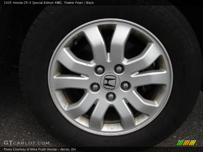 Pewter Pearl / Black 2005 Honda CR-V Special Edition 4WD