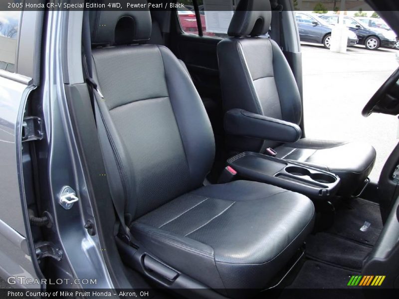 Pewter Pearl / Black 2005 Honda CR-V Special Edition 4WD
