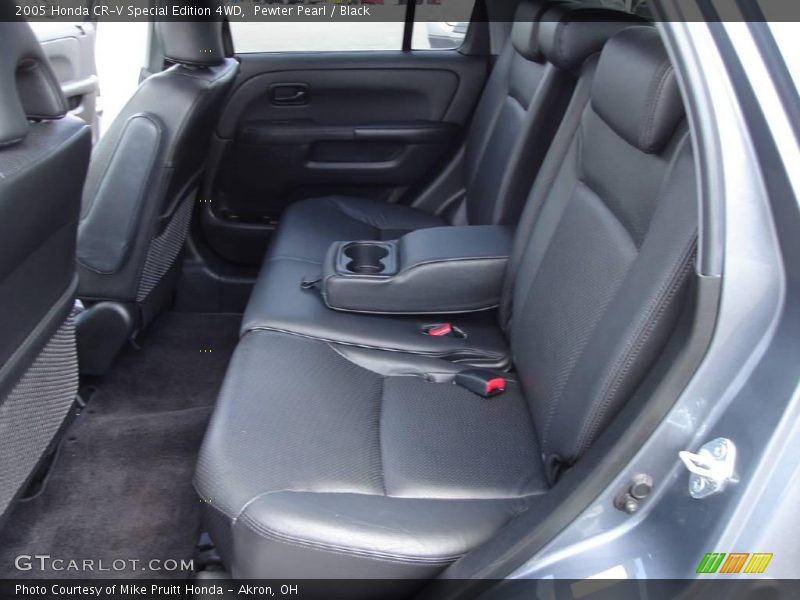 Pewter Pearl / Black 2005 Honda CR-V Special Edition 4WD