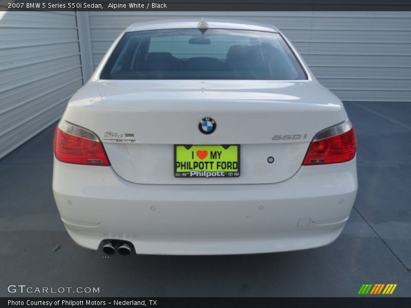 Alpine White / Black 2007 BMW 5 Series 550i Sedan