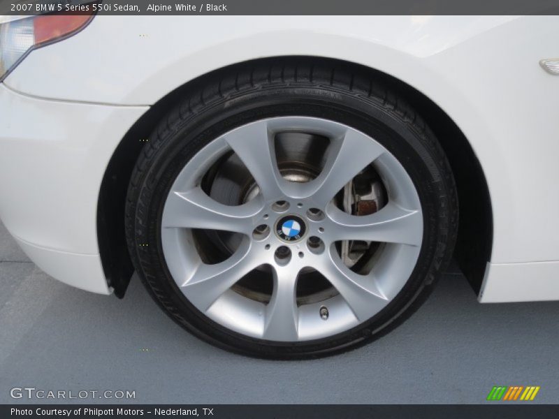 Alpine White / Black 2007 BMW 5 Series 550i Sedan