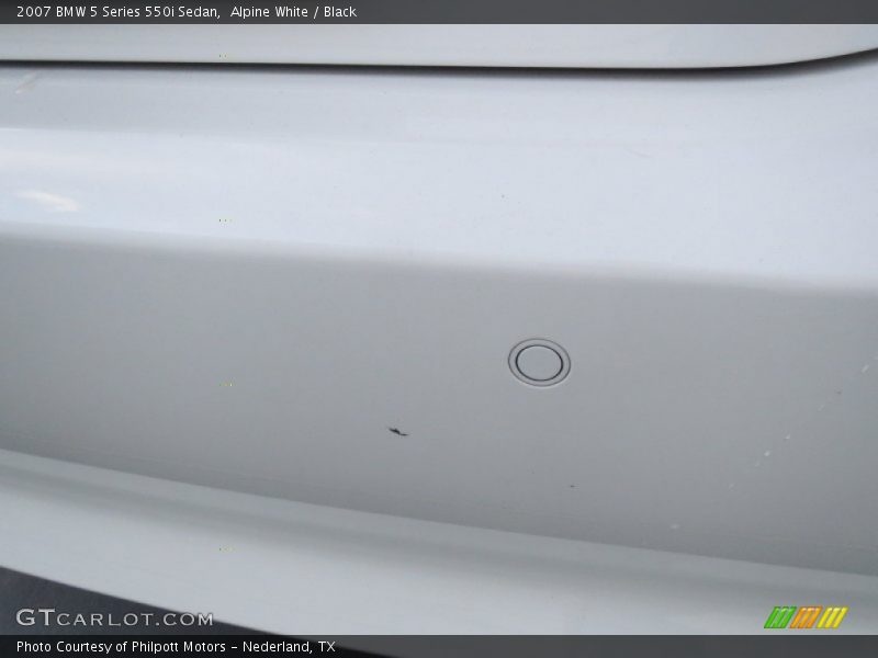 Alpine White / Black 2007 BMW 5 Series 550i Sedan