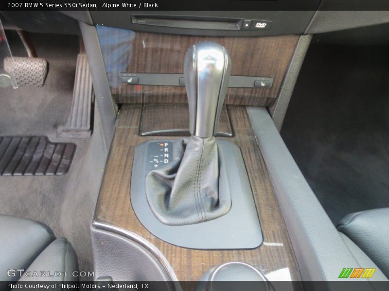 Alpine White / Black 2007 BMW 5 Series 550i Sedan