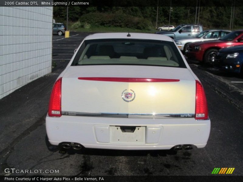 White Lightning / Cashmere 2006 Cadillac DTS