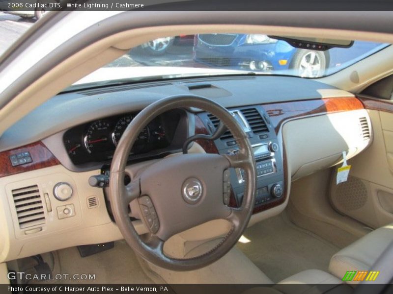 White Lightning / Cashmere 2006 Cadillac DTS