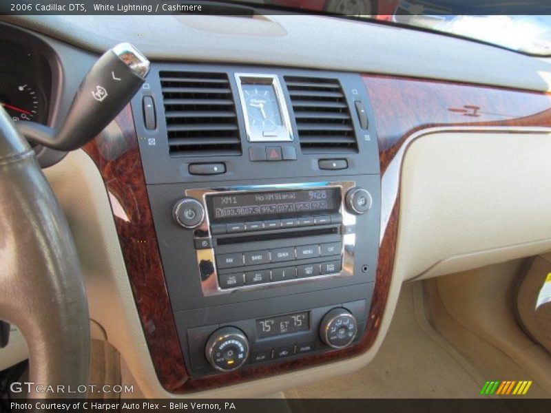 White Lightning / Cashmere 2006 Cadillac DTS